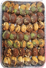 Load image into Gallery viewer, ASSORTED PETIT FOUR TRAY by Paris Pastry
