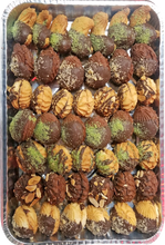 Load image into Gallery viewer, ASSORTED PETIT FOUR TRAY by Paris Pastry